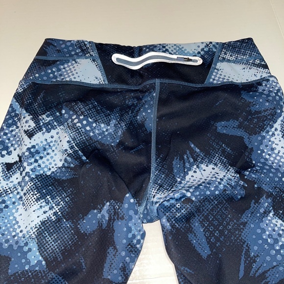 Athleta leggings woman’s size S - Picture 3 of 5